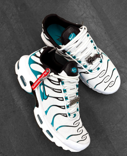 Geedup x Foot Locker Geedup x Foot Locker